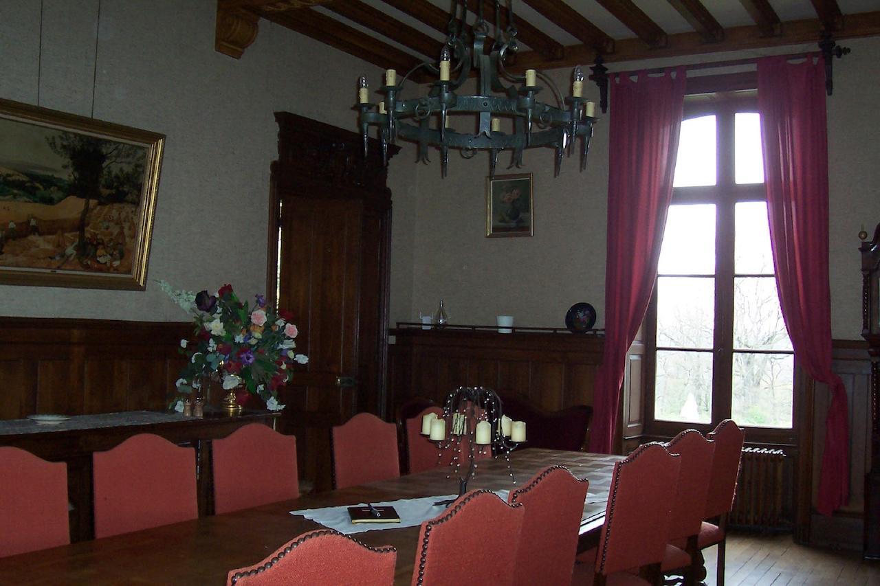 Chateau Champigny Bed & Breakfast Maillet  Dış mekan fotoğraf